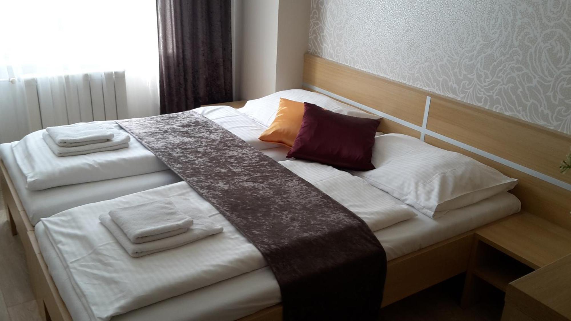 Hotel Imos Břeclav Eksteriør bilde